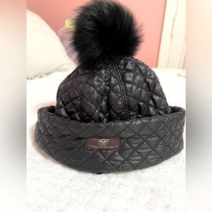 UGG Women’s Black Quilted Pom Hat Beanie | Water Resistant O/S One Size